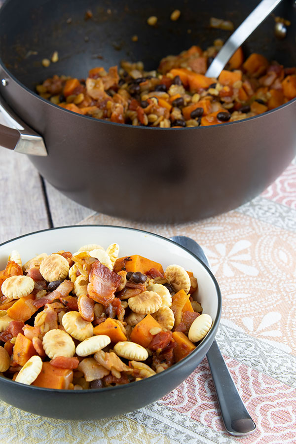 vegan peanut butter jackfruit chili