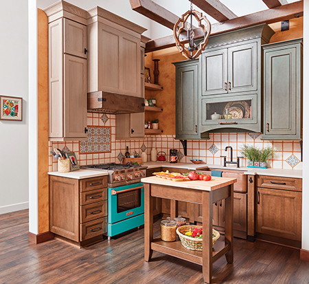 Kitchen Trends: Colorful Cabinets