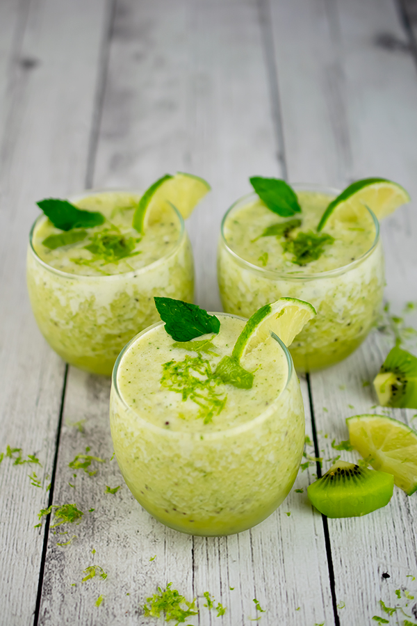 A Luscious Lime Smoothie for Hot Summer Days