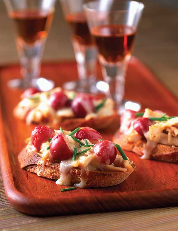 Smoked Chicken and Grape Bruschetta