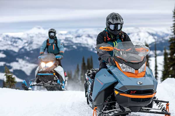 How to Stay Safe on Your Snowmobiling Adventure