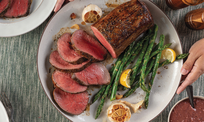 Roasted Chateaubriand with Red Wine Gravy and Lemon-Garlic Asparagus