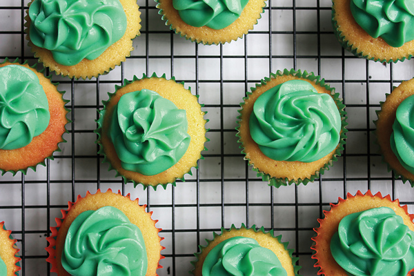 17796 StPatricksDayCupcakes detail embed