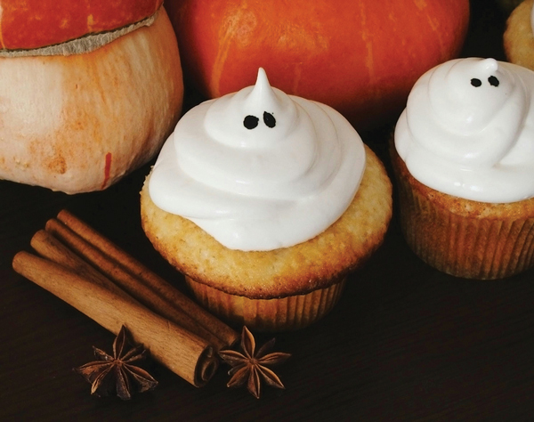 Get Halloween-Ready with Spooktacular Cinnamon Cupcakes